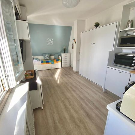 벨레지아아지마리나 La Casa Di Pamy 아파트 외부 사진